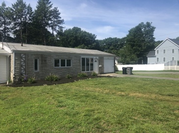 5 Leslie Road, Framingham, Massachusetts, 3 Bedrooms Bedrooms, 6 Rooms Rooms,1.5 BathroomsBathrooms,Residential Lease,For Rent,Leslie Road,73424209