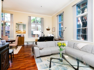 30 Monument Square, Boston, Massachusetts, 1 Bedroom Bedrooms, 4 Rooms Rooms,1 BathroomBathrooms,Residential Lease,For Rent,Monument Square,73451050