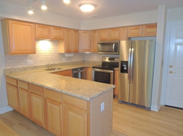 24 Greenleaves Drive, Amherst, Massachusetts, 2 Bedrooms Bedrooms, 4 Rooms Rooms,1 BathroomBathrooms,Residential,For Sale,Greenleaves Drive,73398441