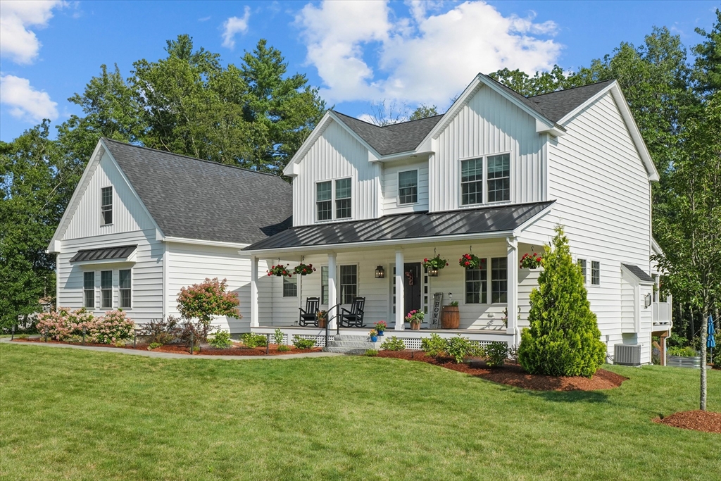 1 Cottonwood Lane, Salem, New Hampshire, 4 Bedrooms Bedrooms, 9 Rooms Rooms,2.5 BathroomsBathrooms,Residential,For Sale,Cottonwood Lane,73427625