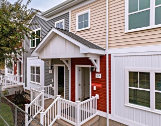 57 Morris Street, Springfield, Massachusetts, 3 Bedrooms Bedrooms, 7 Rooms Rooms,1.5 BathroomsBathrooms,Residential,For Sale,Morris Street,73233263