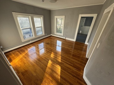 138 Camden Street, Methuen, Massachusetts, 2 Bedrooms Bedrooms, 4 Rooms Rooms,1 BathroomBathrooms,Residential Lease,For Rent,Camden Street,73441835