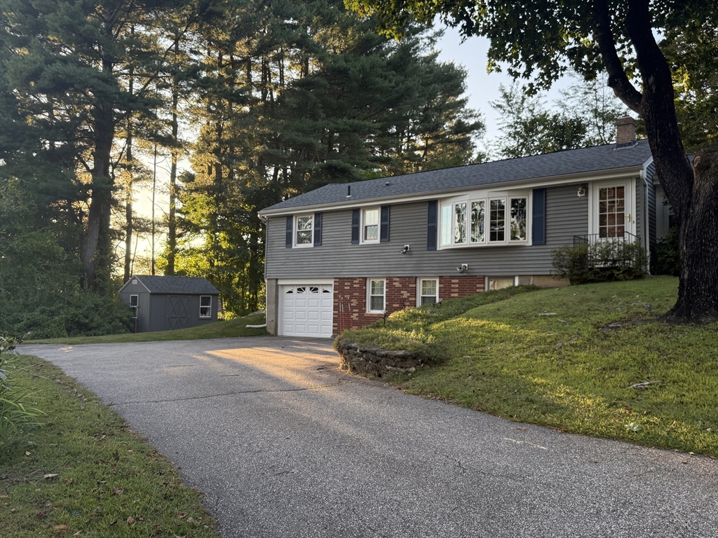 116 Faith Dr, East Brookfield, Massachusetts, 2 Bedrooms Bedrooms, 5 Rooms Rooms,1 BathroomBathrooms,Residential Lease,For Rent,Faith Dr,73419614