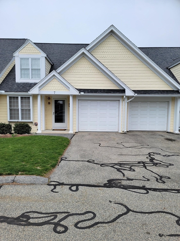 281 Rowley Bridge Road, Topsfield, Massachusetts, 2 Bedrooms Bedrooms, 6 Rooms Rooms,2 BathroomsBathrooms,Residential,For Sale,Rowley Bridge Road,73362506