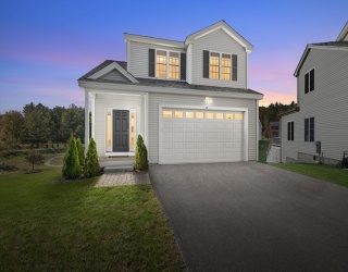 8 Indian Circle, Holden, Massachusetts, 3 Bedrooms Bedrooms, 8 Rooms Rooms,2.5 BathroomsBathrooms,Residential,For Sale,Indian Circle,73444849