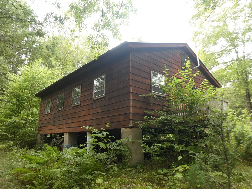 117 Curtis Rd, Worthington, Massachusetts, 2 Bedrooms Bedrooms, 4 Rooms Rooms,Residential,For Sale,Curtis Rd,73424006