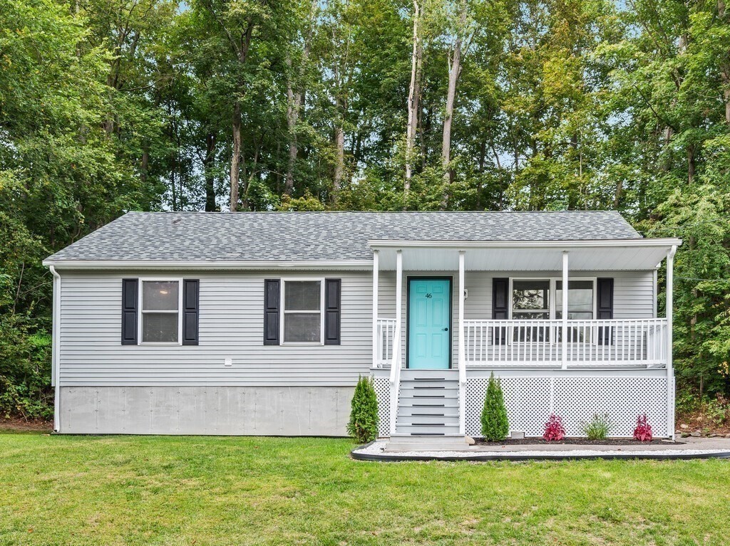 46 Locust St, Leicester, Massachusetts, 3 Bedrooms Bedrooms, 6 Rooms Rooms,2 BathroomsBathrooms,Residential,For Sale,Locust St,73433910