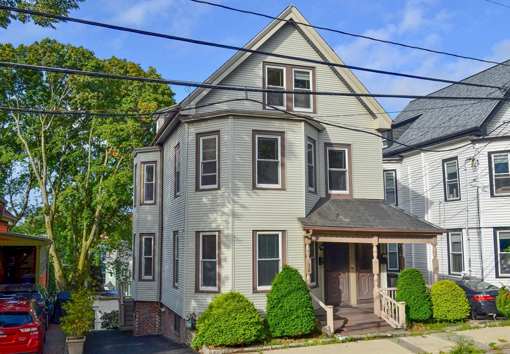 36 Columbus Ave, Somerville, Massachusetts, 5 Bedrooms Bedrooms, 11 Rooms Rooms,3 BathroomsBathrooms,Residential Income,For Sale,Columbus Ave,73429022