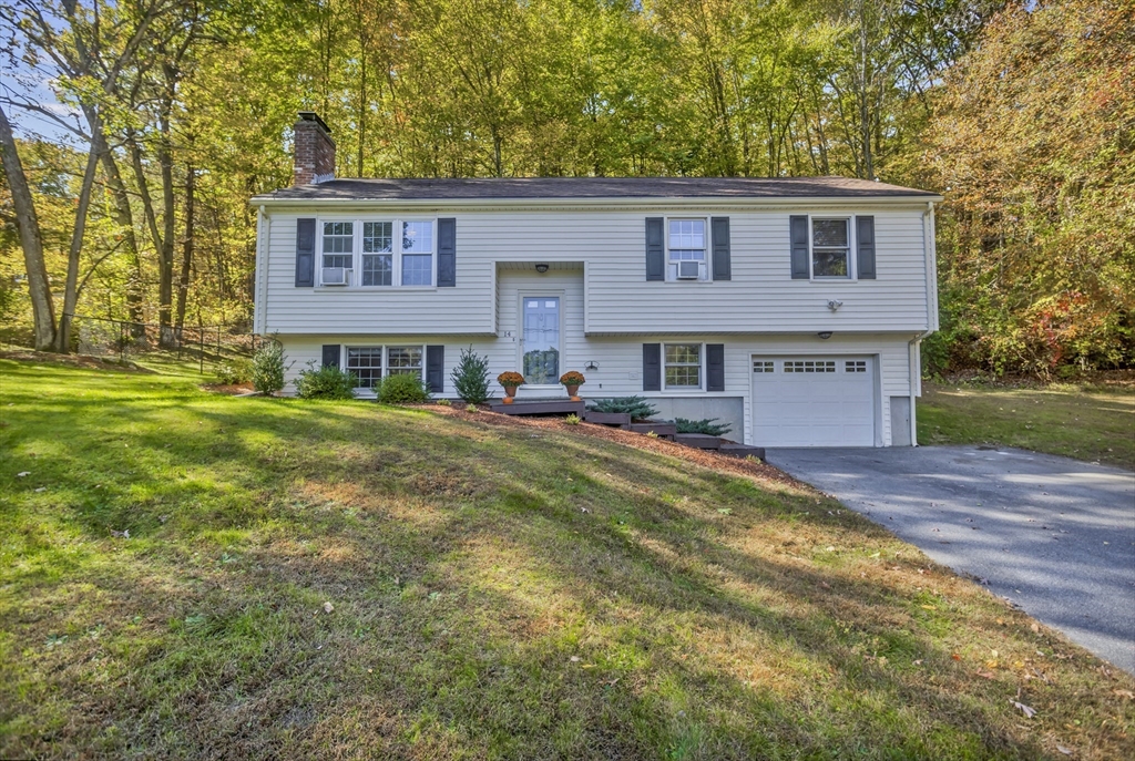 14 Indian Path, Grafton, Massachusetts, 3 Bedrooms Bedrooms, 8 Rooms Rooms,1.5 BathroomsBathrooms,Residential,For Sale,Indian Path,73442804