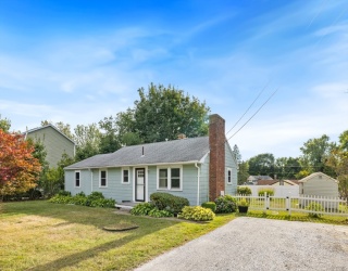 175 Pollard Street, Billerica, Massachusetts, 3 Bedrooms Bedrooms, 7 Rooms Rooms,1 BathroomBathrooms,Residential,For Sale,Pollard Street,73432574