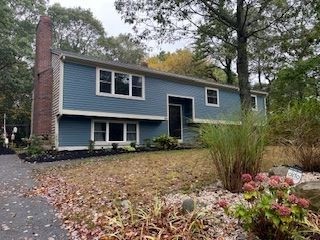 26 Spencer Dr, Plymouth, Massachusetts, 4 Bedrooms Bedrooms, 8 Rooms Rooms,2 BathroomsBathrooms,Residential,For Sale,Spencer Dr,73396072