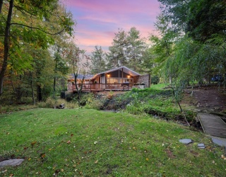 76 Stallion Hill Rd, Sturbridge, Massachusetts, 3 Bedrooms Bedrooms, 6 Rooms Rooms,2 BathroomsBathrooms,Residential,For Sale,Stallion Hill Rd,73438186