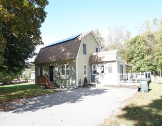 8 New Fitchburg Rd, Townsend, Massachusetts, 4 Bedrooms Bedrooms, 7 Rooms Rooms,1.5 BathroomsBathrooms,Residential Lease,For Rent,New Fitchburg Rd,73436793
