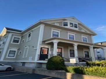 83 Elm Street, Worcester, Massachusetts, 1 Bedroom Bedrooms, 4 Rooms Rooms,1 BathroomBathrooms,Residential Lease,For Rent,Elm Street,73422863