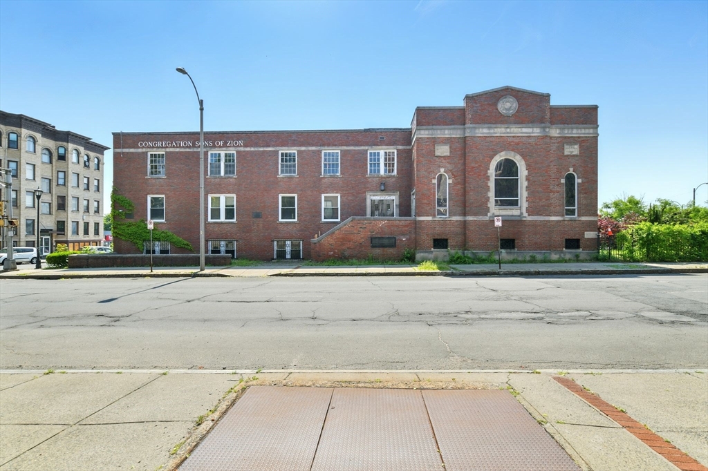 378 Maple St, Holyoke, Massachusetts, ,Commercial Sale,For Sale,Maple St,73387721