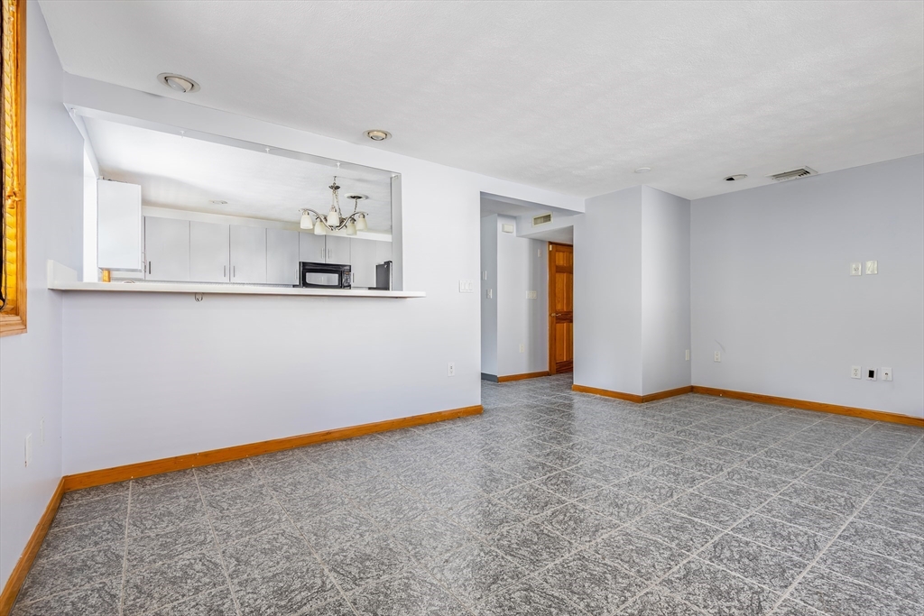 120 Savage Street, Revere, Massachusetts, 3 Bedrooms Bedrooms, 6 Rooms Rooms,1.5 BathroomsBathrooms,Residential Lease,For Rent,Savage Street,73392789