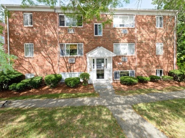 133 Winthrop St, Framingham, Massachusetts, 1 Bedroom Bedrooms, 2 Rooms Rooms,1 BathroomBathrooms,Residential Lease,For Rent,Winthrop St,73437179