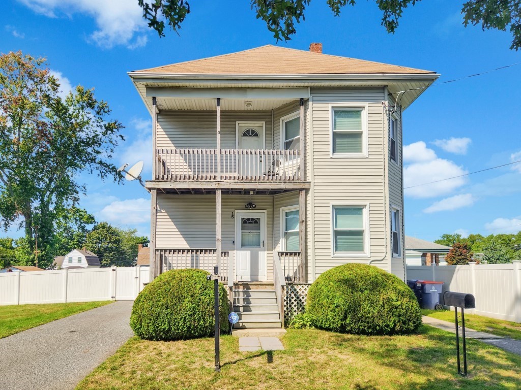 15 Cox St, New Bedford, Massachusetts, 4 Bedrooms Bedrooms, 8 Rooms Rooms,2 BathroomsBathrooms,Residential Income,For Sale,Cox St,73430797