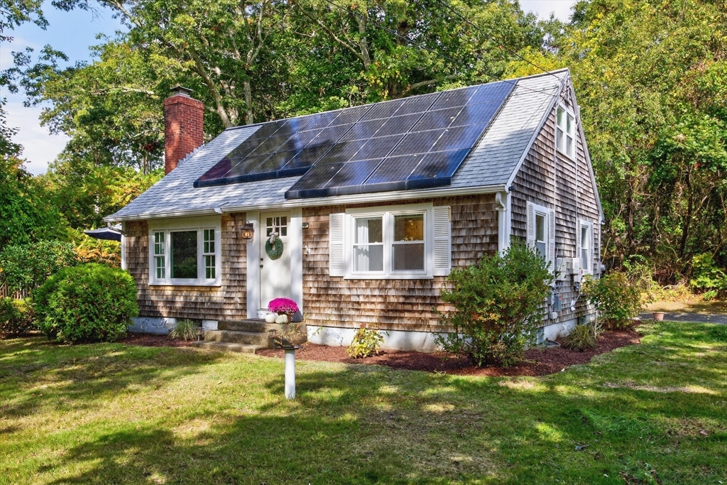 53 Main Street, Sandwich, Massachusetts, 3 Bedrooms Bedrooms, 5 Rooms Rooms,1 BathroomBathrooms,Residential,For Sale,Main Street,73444522