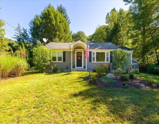 123 Charlton Rd, Spencer, Massachusetts, 2 Bedrooms Bedrooms, 5 Rooms Rooms,1 BathroomBathrooms,Residential,For Sale,Charlton Rd,73434205