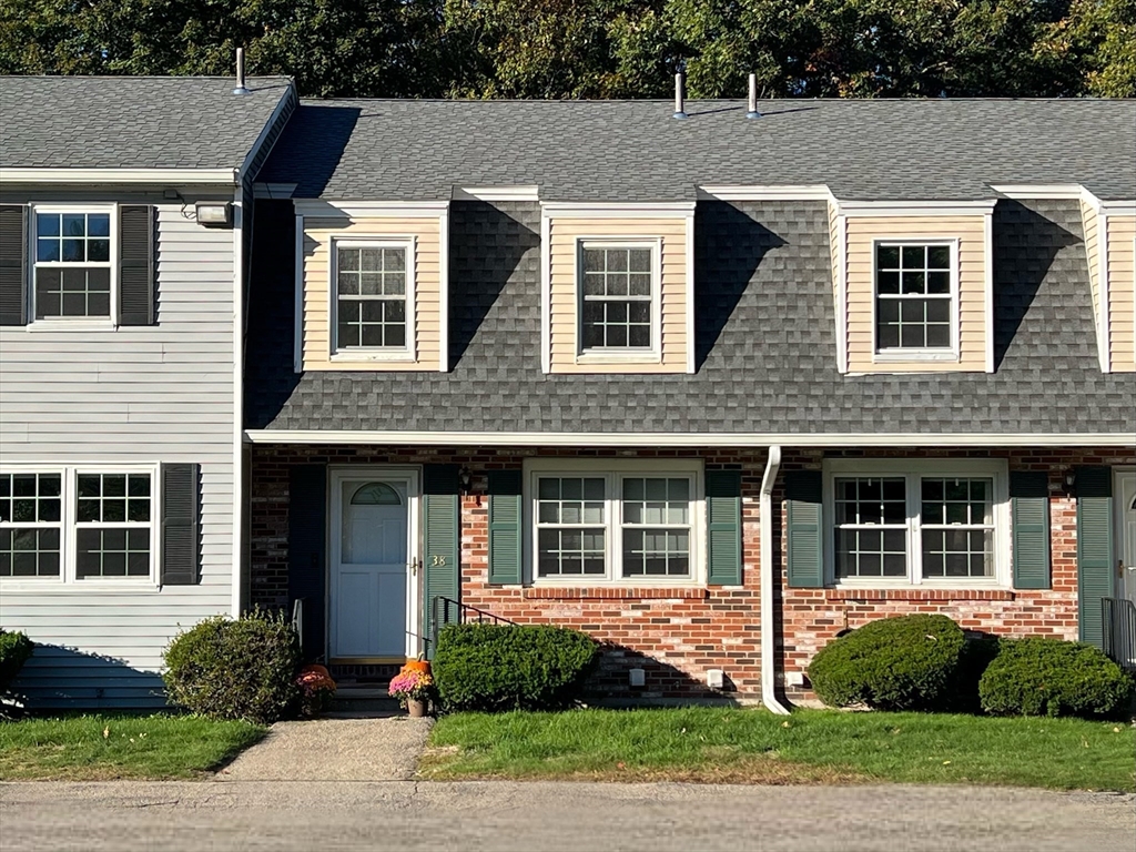 46 Pawtucket, Tyngsborough, Massachusetts, 3 Bedrooms Bedrooms, 6 Rooms Rooms,2.5 BathroomsBathrooms,Residential,For Sale,Pawtucket,73444756