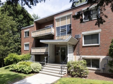 33 Jacqueline Road, Waltham, Massachusetts, 2 Bedrooms Bedrooms, 4 Rooms Rooms,1 BathroomBathrooms,Residential Lease,For Rent,Jacqueline Road,73366047