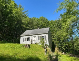 9 Woronoco Rd, Blandford, Massachusetts, 3 Bedrooms Bedrooms, 5 Rooms Rooms,2 BathroomsBathrooms,Residential,For Sale,Woronoco Rd,73395894