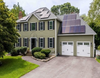 16 Gulf Hill Dr, Dartmouth, Massachusetts, 4 Bedrooms Bedrooms, 8 Rooms Rooms,2.5 BathroomsBathrooms,Residential,For Sale,Gulf Hill Dr,73405365