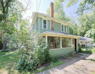 8 Basket St, Huntington, Massachusetts, 4 Bedrooms Bedrooms, 8 Rooms Rooms,1.5 BathroomsBathrooms,Residential,For Sale,Basket St,73436834