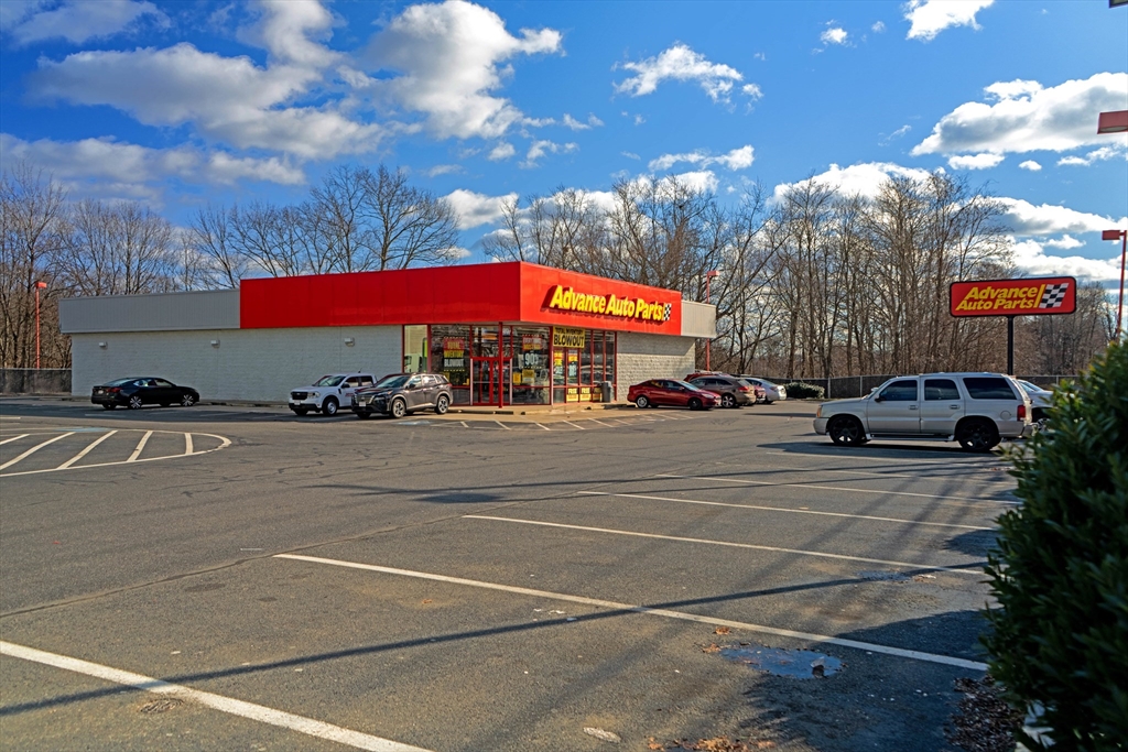 995 N Montello St, Brockton, Massachusetts, ,Commercial Sale,For Sale,N Montello St,73381088