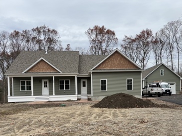 680 Pine St, Seekonk, Massachusetts, 3 Bedrooms Bedrooms, 7 Rooms Rooms,2.5 BathroomsBathrooms,Residential,For Sale,Pine St,73292942