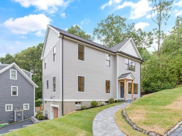 7 Hancock St, Arlington, Massachusetts, 4 Bedrooms Bedrooms, 8 Rooms Rooms,3.5 BathroomsBathrooms,Residential Lease,For Rent,Hancock St,73422497