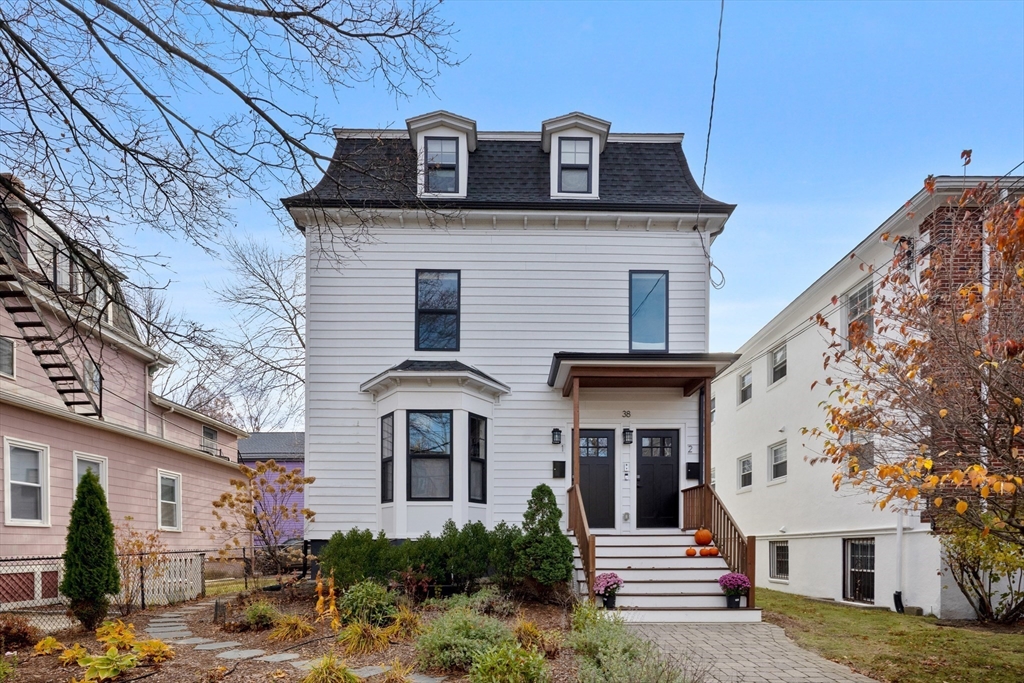 38 Chester St, Somerville, Massachusetts, 3 Bedrooms Bedrooms, 5 Rooms Rooms,3 BathroomsBathrooms,Residential Lease,For Rent,Chester St,73455856