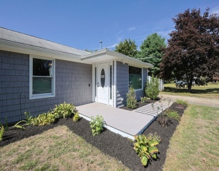 8 Denise Ave, Freetown, Massachusetts, 2 Bedrooms Bedrooms, 6 Rooms Rooms,1 BathroomBathrooms,Residential,For Sale,Denise Ave,73432243