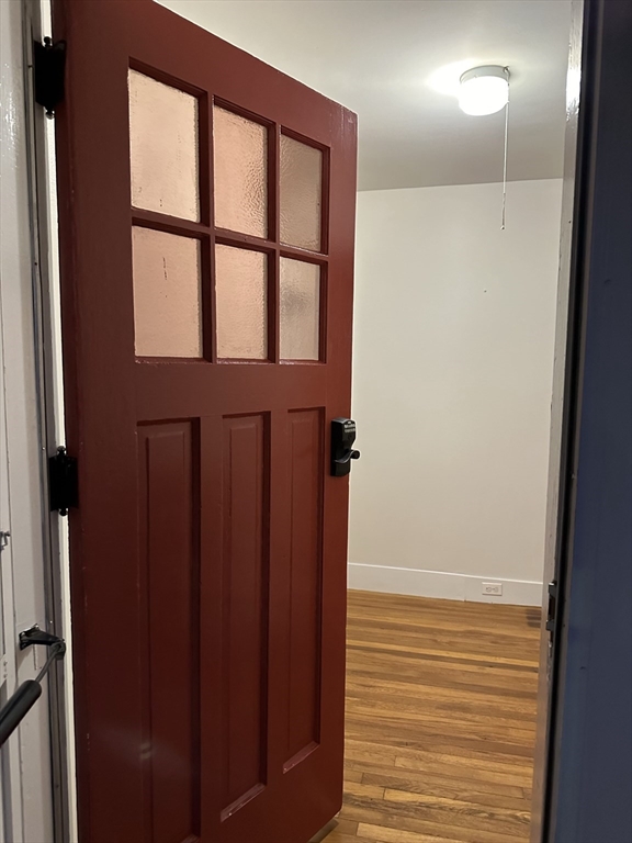 44 Morton St, Watertown, Massachusetts, 2 Bedrooms Bedrooms, 2 Rooms Rooms,1 BathroomBathrooms,Residential Lease,For Rent,Morton St,73452190