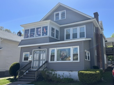 7-9 Glendell Ter, Springfield, Massachusetts, 6 Bedrooms Bedrooms, 12 Rooms Rooms,2 BathroomsBathrooms,Residential Income,For Sale,Glendell Ter,73368648