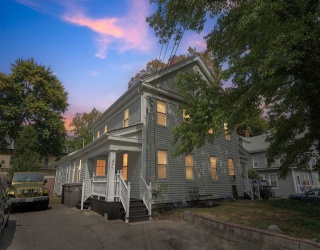 59-61 Central, Framingham, Massachusetts, 5 Bedrooms Bedrooms, 10 Rooms Rooms,3.5 BathroomsBathrooms,Residential Income,For Sale,Central,73435440