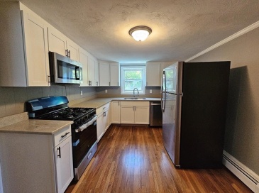 78 Spencer, Lynn, Massachusetts, 2 Bedrooms Bedrooms, 4 Rooms Rooms,1 BathroomBathrooms,Residential Lease,For Rent,Spencer,73442651