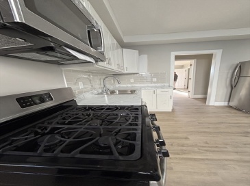15 Proctor St, Haverhill, Massachusetts, 2 Bedrooms Bedrooms, 4 Rooms Rooms,1 BathroomBathrooms,Residential Lease,For Rent,Proctor St,73444807