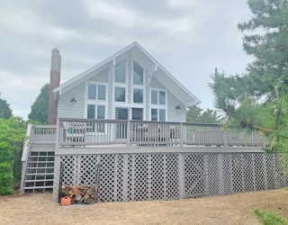 24 Columbia, Newbury, Massachusetts, 3 Bedrooms Bedrooms, 6 Rooms Rooms,2 BathroomsBathrooms,Residential Lease,For Rent,Columbia,73416255