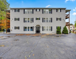 8 Warsaw Ave, Dudley, Massachusetts, 1 Bedroom Bedrooms, 4 Rooms Rooms,1 BathroomBathrooms,Residential,For Sale,Warsaw Ave,73442540