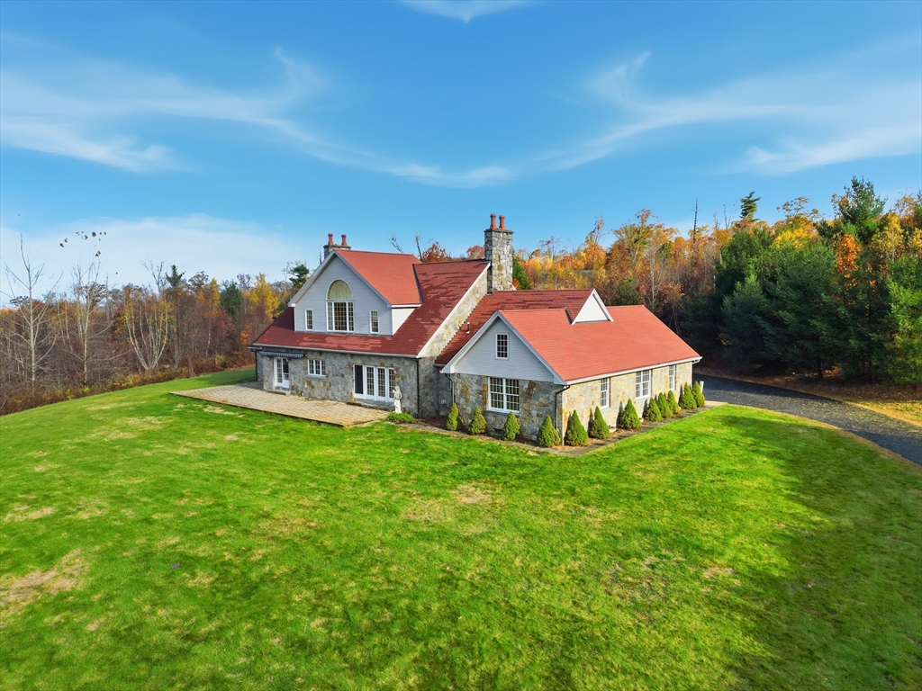 31 T Peck Rd, Monson, Massachusetts, 4 Bedrooms Bedrooms, 9 Rooms Rooms,2.5 BathroomsBathrooms,Residential,For Sale,T Peck Rd,73450203