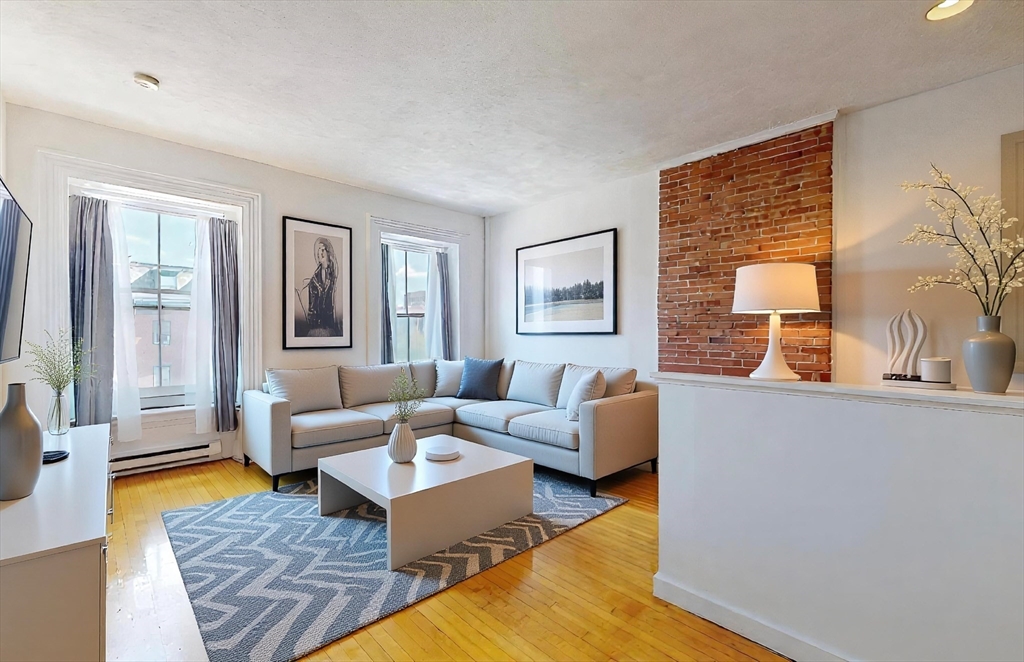 703 Massachusetts Ave., Boston, Massachusetts, 1 Bedroom Bedrooms, 2 Rooms Rooms,1 BathroomBathrooms,Residential Lease,For Rent,Massachusetts Ave.,73450714