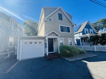 138 Redington Street, Swampscott, Massachusetts, 2 Bedrooms Bedrooms, 5 Rooms Rooms,2 BathroomsBathrooms,Residential Lease,For Rent,Redington Street,73433453