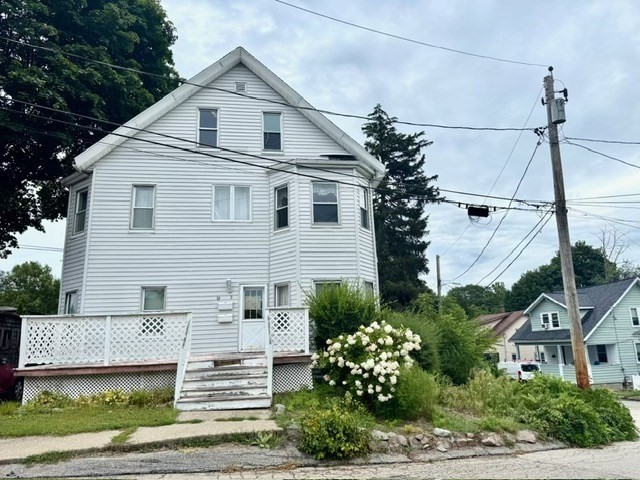 8-10 Vinton Ave, Braintree, Massachusetts, 6 Bedrooms Bedrooms, 12 Rooms Rooms,3 BathroomsBathrooms,Residential Income,For Sale,Vinton Ave,73420341