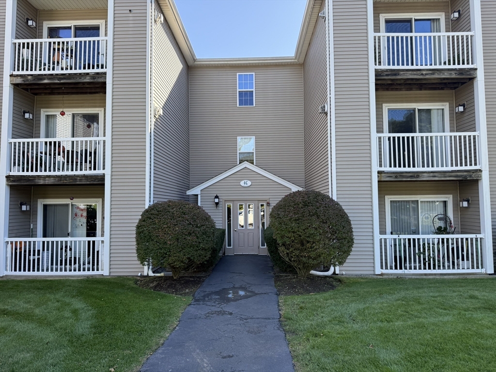 4 Marc Dr, Plymouth, Massachusetts, 2 Bedrooms Bedrooms, 5 Rooms Rooms,2 BathroomsBathrooms,Residential Lease,For Rent,Marc Dr,73445438