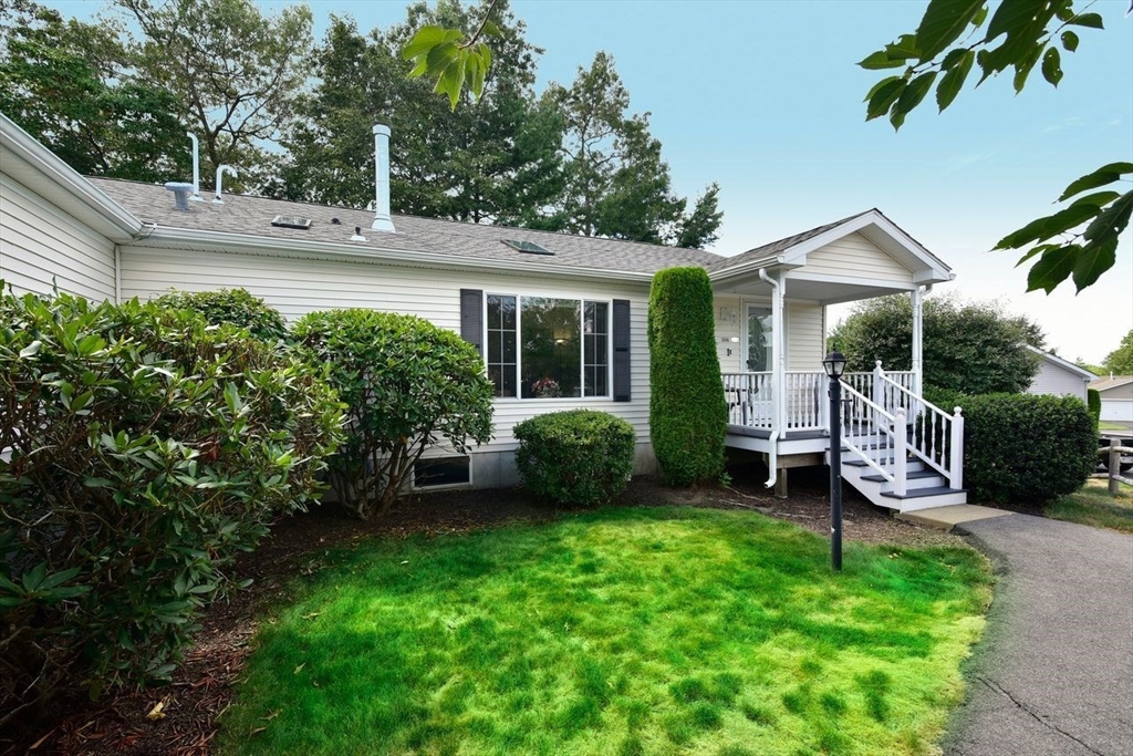 1606 Fox Run, Middleboro, Massachusetts, 2 Bedrooms Bedrooms, 7 Rooms Rooms,2 BathroomsBathrooms,Residential,For Sale,Fox Run,73423256