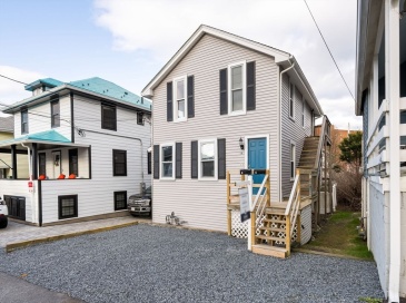 19 Berkley Rd, Hull, Massachusetts, 3 Bedrooms Bedrooms, 7 Rooms Rooms,2 BathroomsBathrooms,Residential Income,For Sale,Berkley Rd,73361109