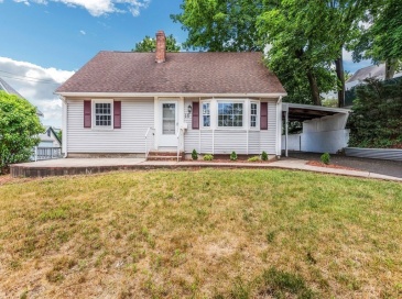 15 Ellington St, Agawam, Massachusetts, 4 Bedrooms Bedrooms, 10 Rooms Rooms,1.5 BathroomsBathrooms,Residential Lease,For Rent,Ellington St,73431445