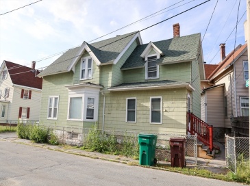 8 W 11th St, Lowell, Massachusetts, 5 Bedrooms Bedrooms, 8 Rooms Rooms,1.5 BathroomsBathrooms,Residential Lease,For Rent,W 11th St,73422355